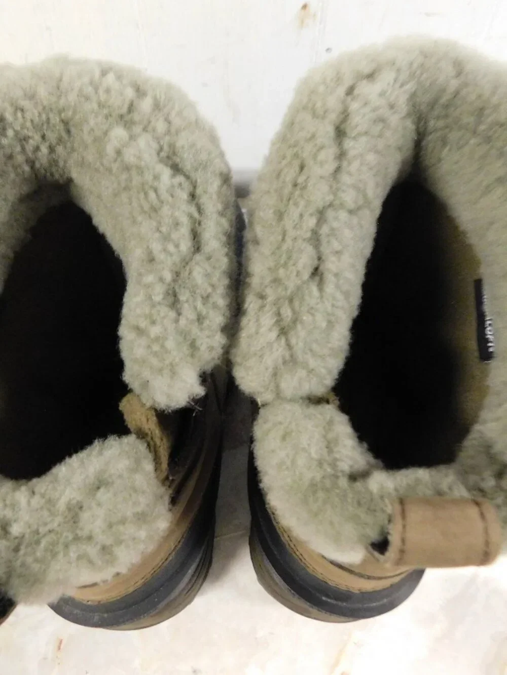 The North Face Suede Leather Faux Fur Waterproof Winter Boots Side Zip Closure